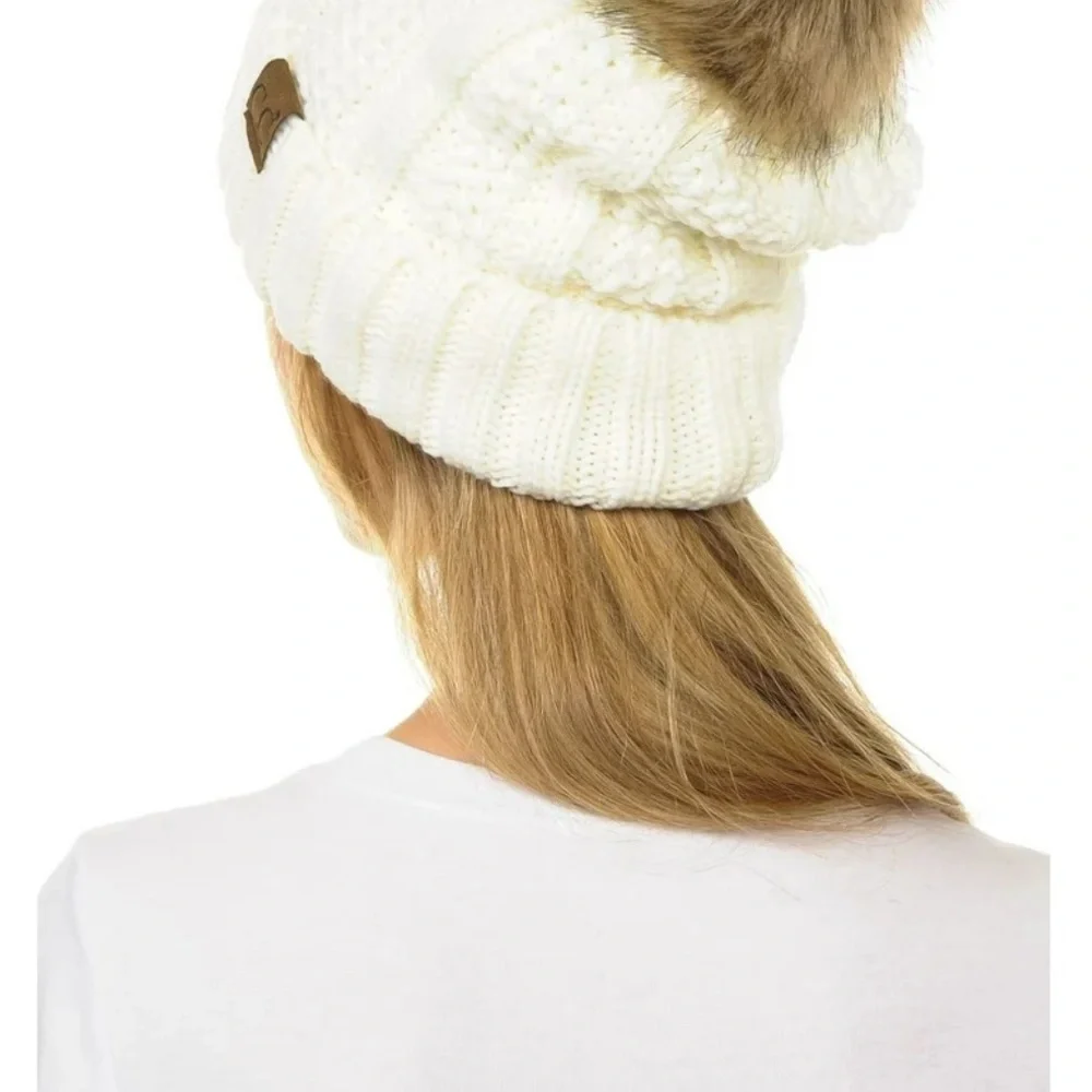 CC YJ820 beanie pom-pom‎ braided cable knit beanie fold-over detail EUC
